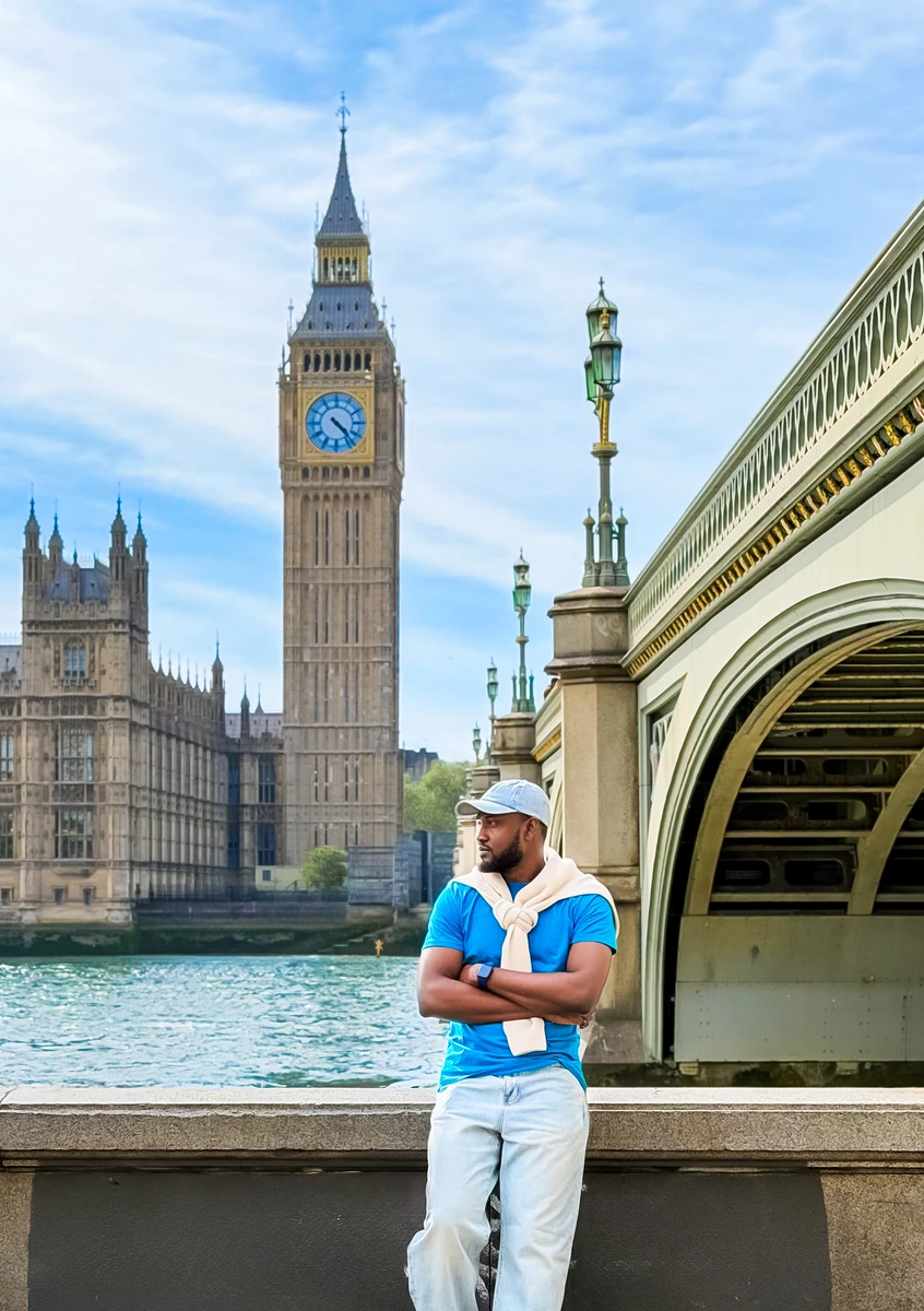 Bright sightseeing by Big Ben in London